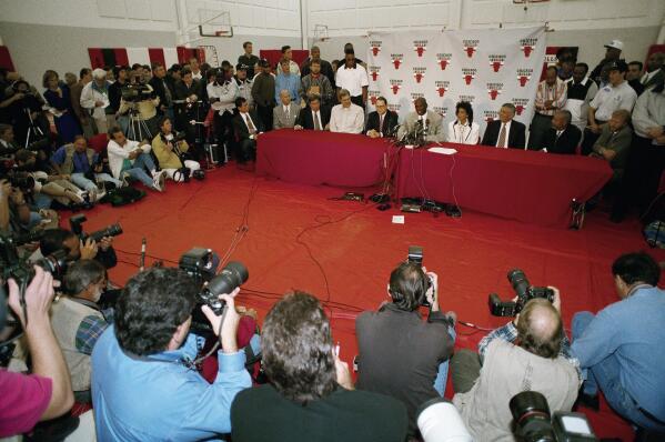 Michael hotsell jordan retiring